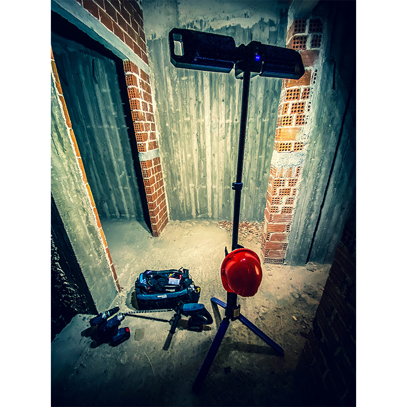Product Image Right